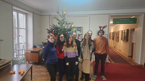 Choinka na Wydziale FIlologicznym