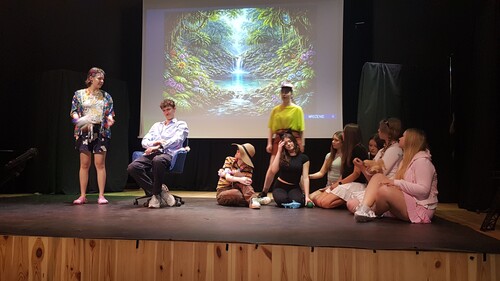 Spotkania teatralne VII LO