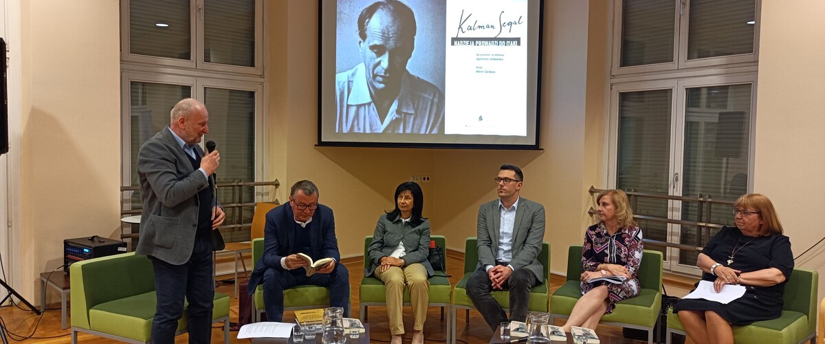 Od lewej: dr Dariusz Pohl, prof. Marian Kisiel, prof. Kamila Budrowska, dr Wiktor Gardocki, dr Agnieszka Jankowska, dr Barbara Maresz